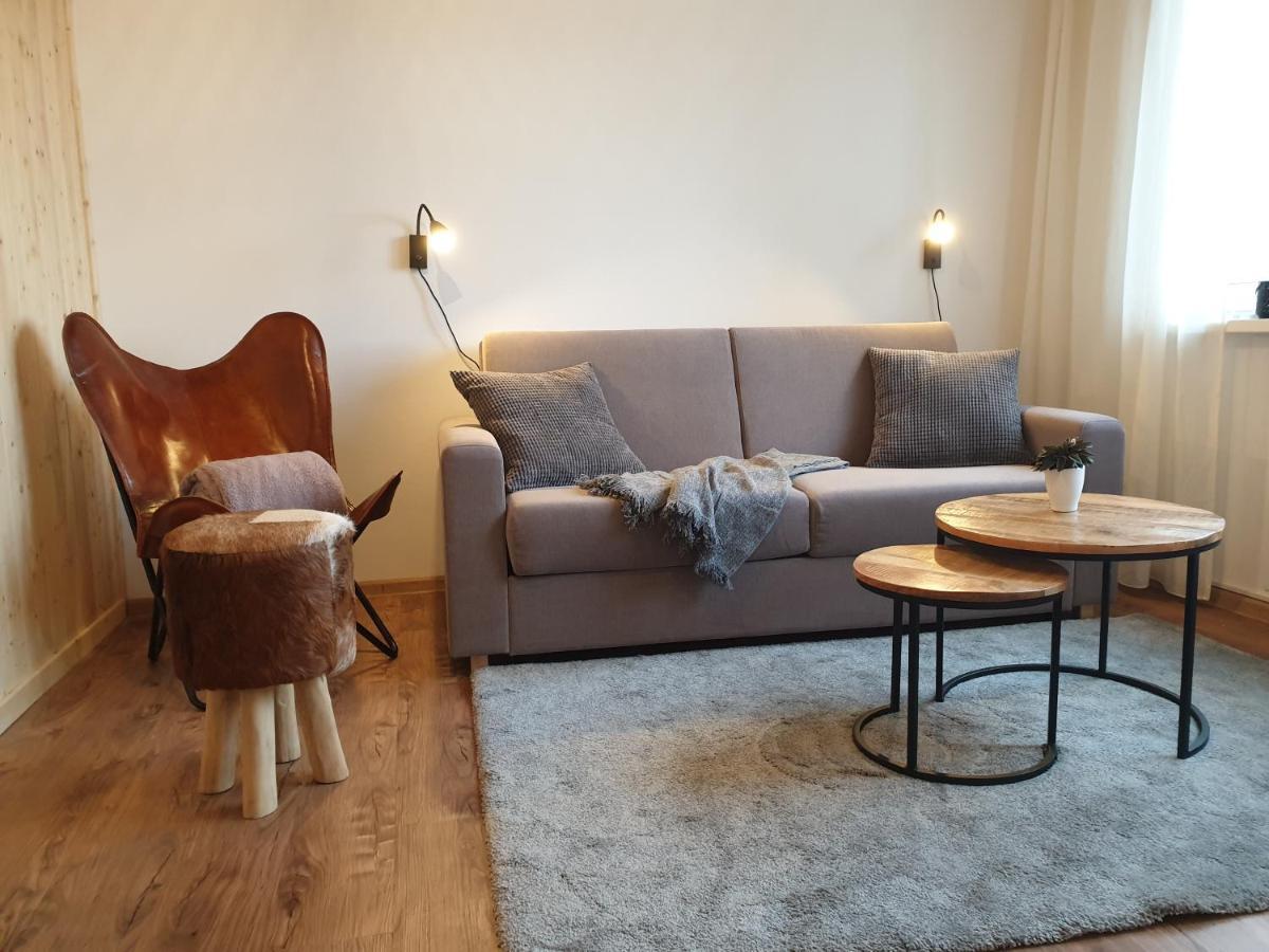Apartman 12 Stozec Luaran gambar