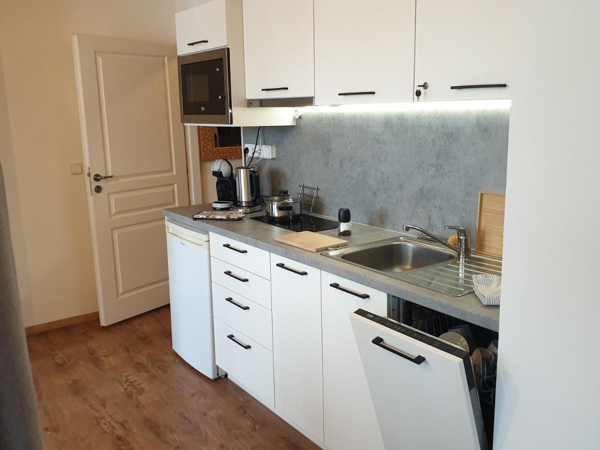 Apartman 12 Stozec Luaran gambar